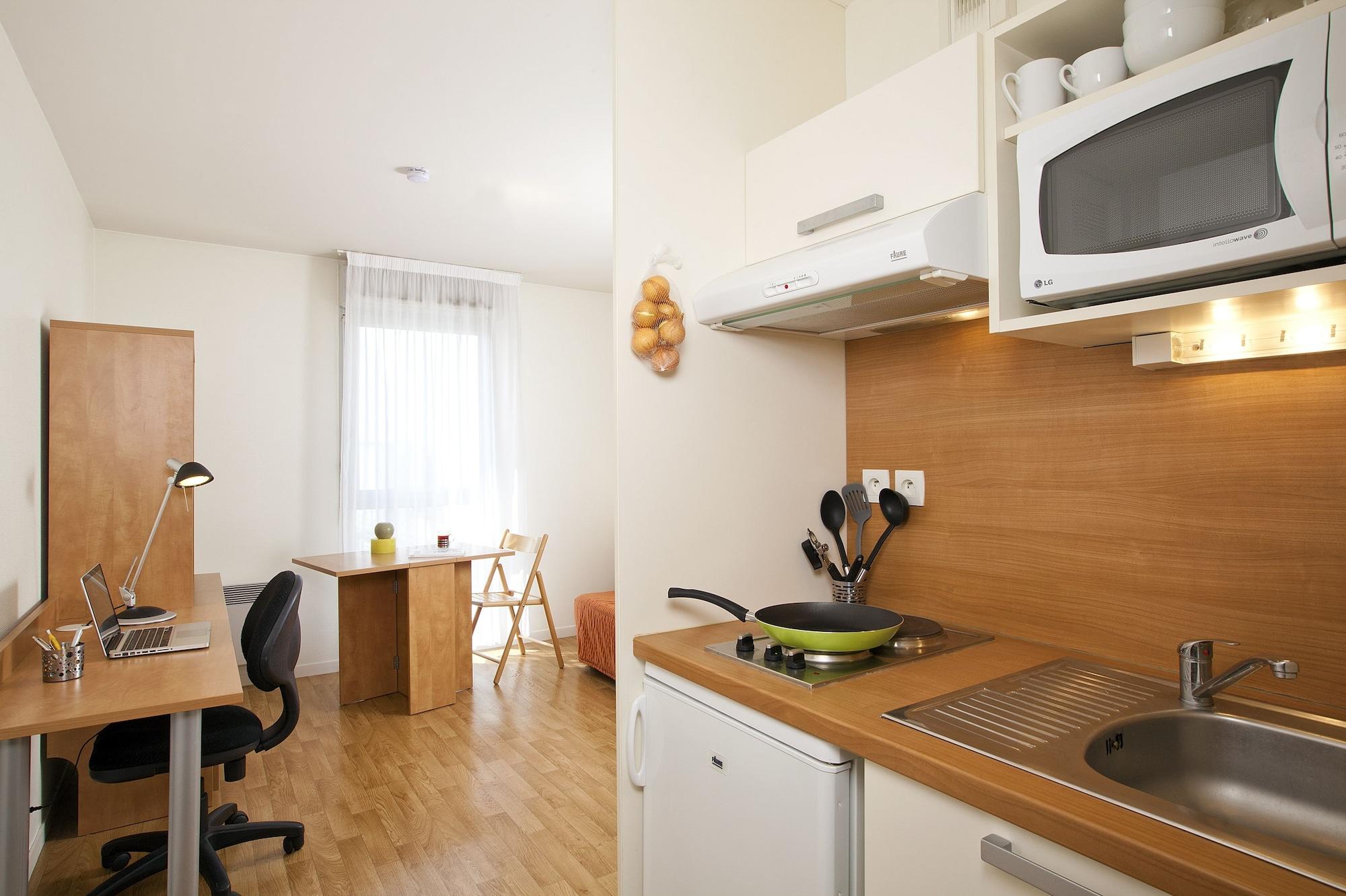 Aparthotel Sejours & Affaires Rennes Longs Champs Zewnętrze zdjęcie